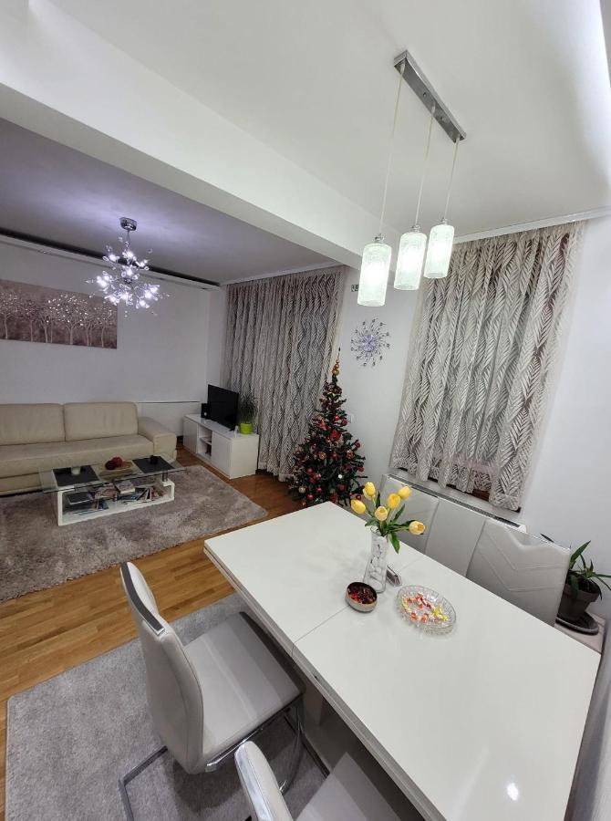 Apartment Joy Belgrad Exteriör bild