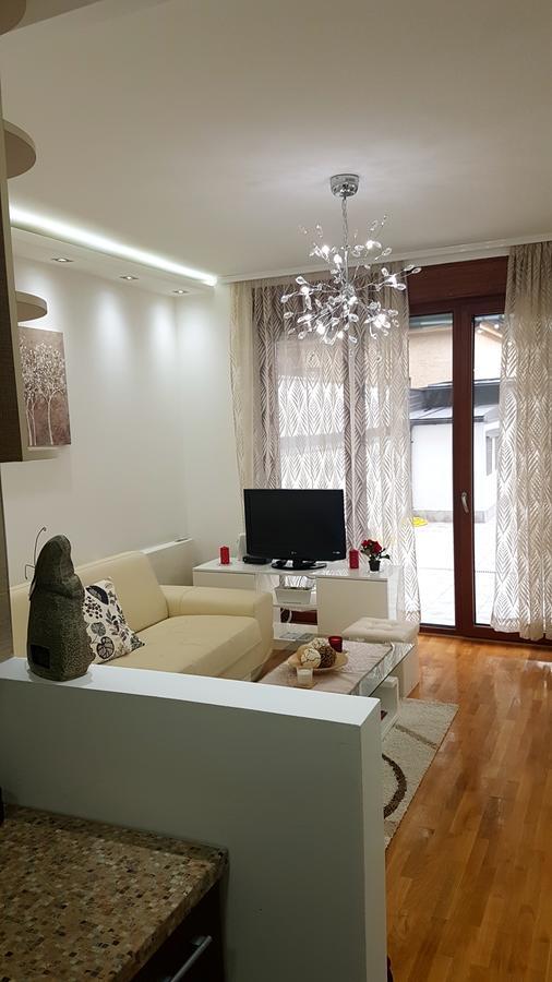 Apartment Joy Belgrad Exteriör bild