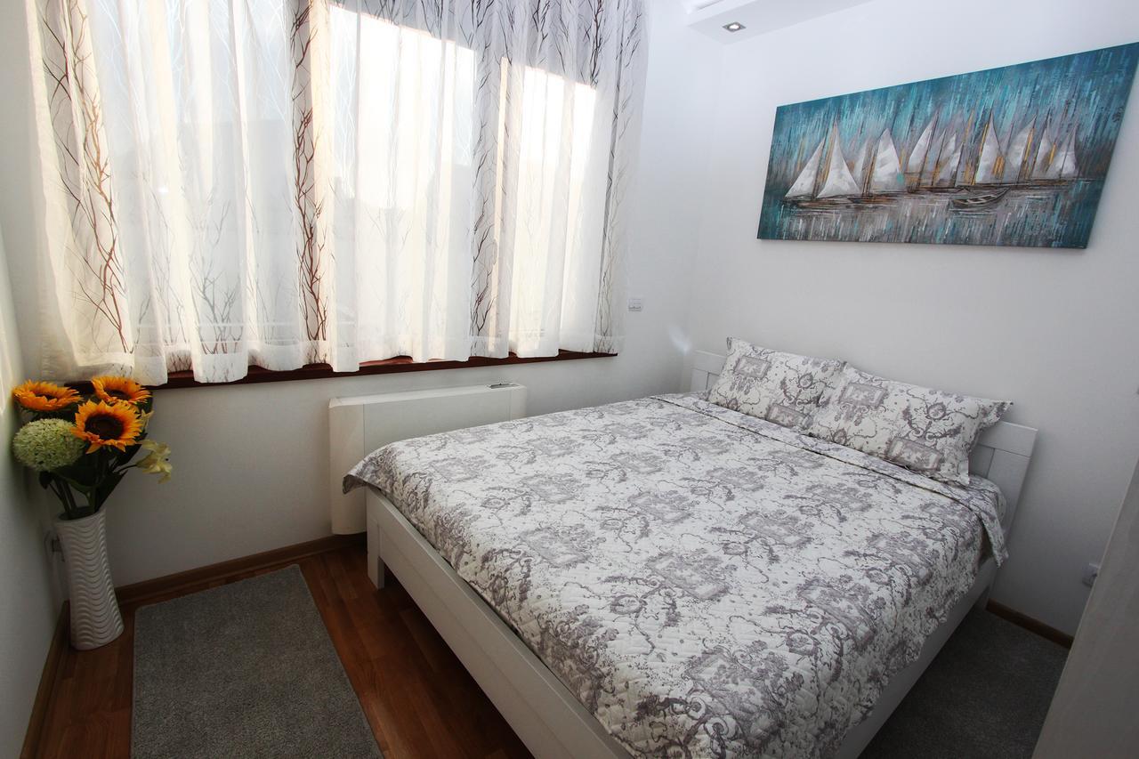 Apartment Joy Belgrad Exteriör bild